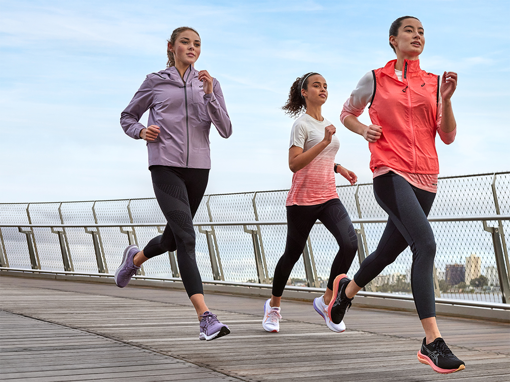 ASICS GT-2000 running shoes women