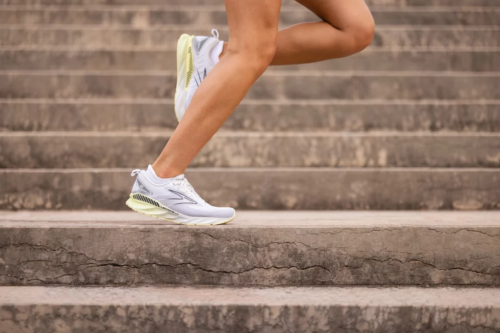 Brooks Levitate 6 hardloopschoenen