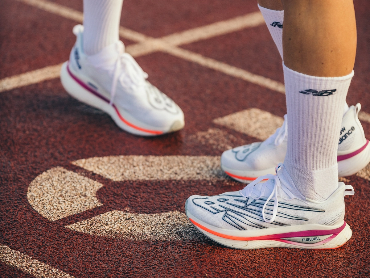 New Balance FuelCell SC Elite running shoes