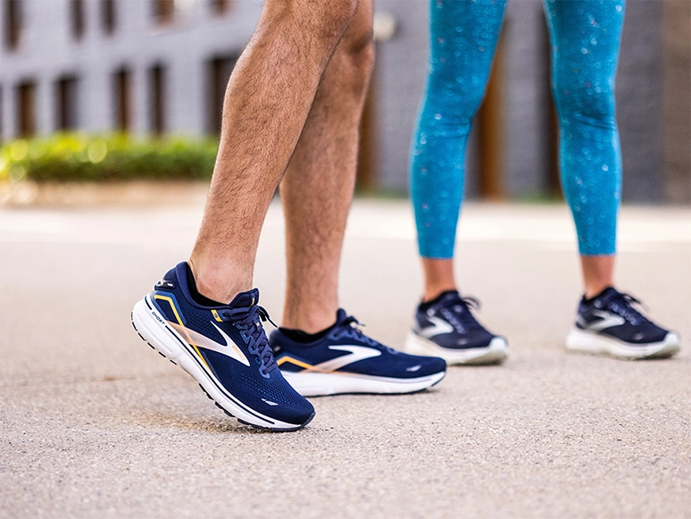 Brooks Ghost 15 running shoes