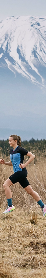 ASICS Fujitrail runner