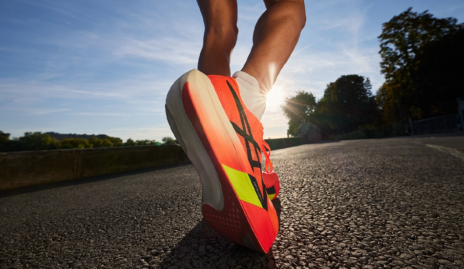 ASICS Metaspeed Sky Paris