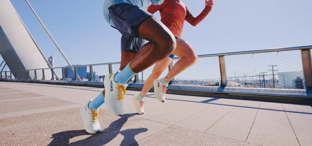 HOKA Arahi 8 banner