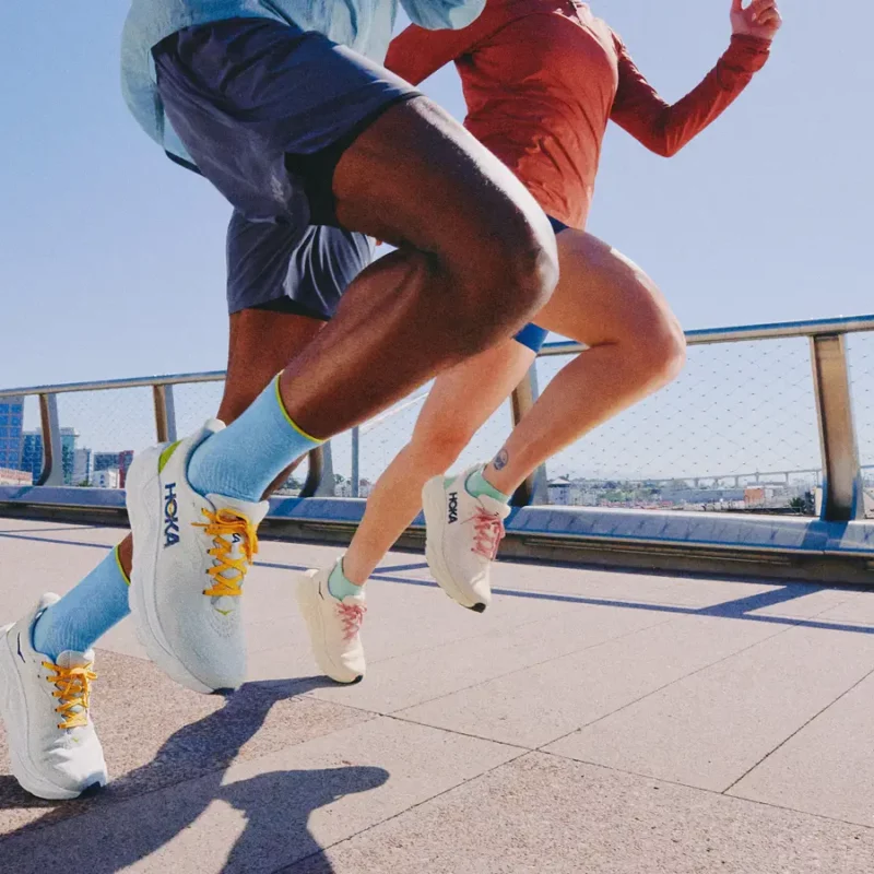HOKA Arahi 8 banner