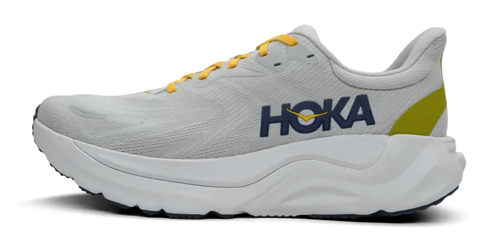 HOKA Arahi 8Seitenansicht