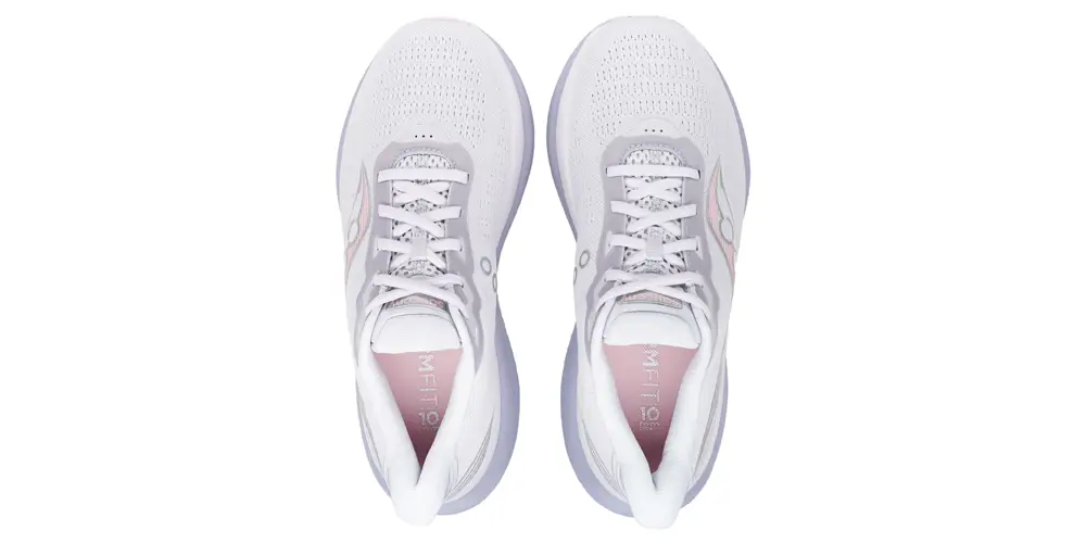 Saucony Triumph 23 set ovenfra