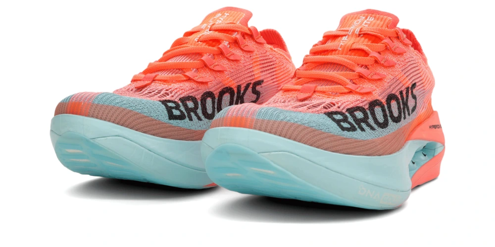Brooks Hyperion Elite 5 Vorderansicht