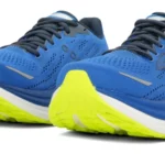 Saucony Hurricane 25