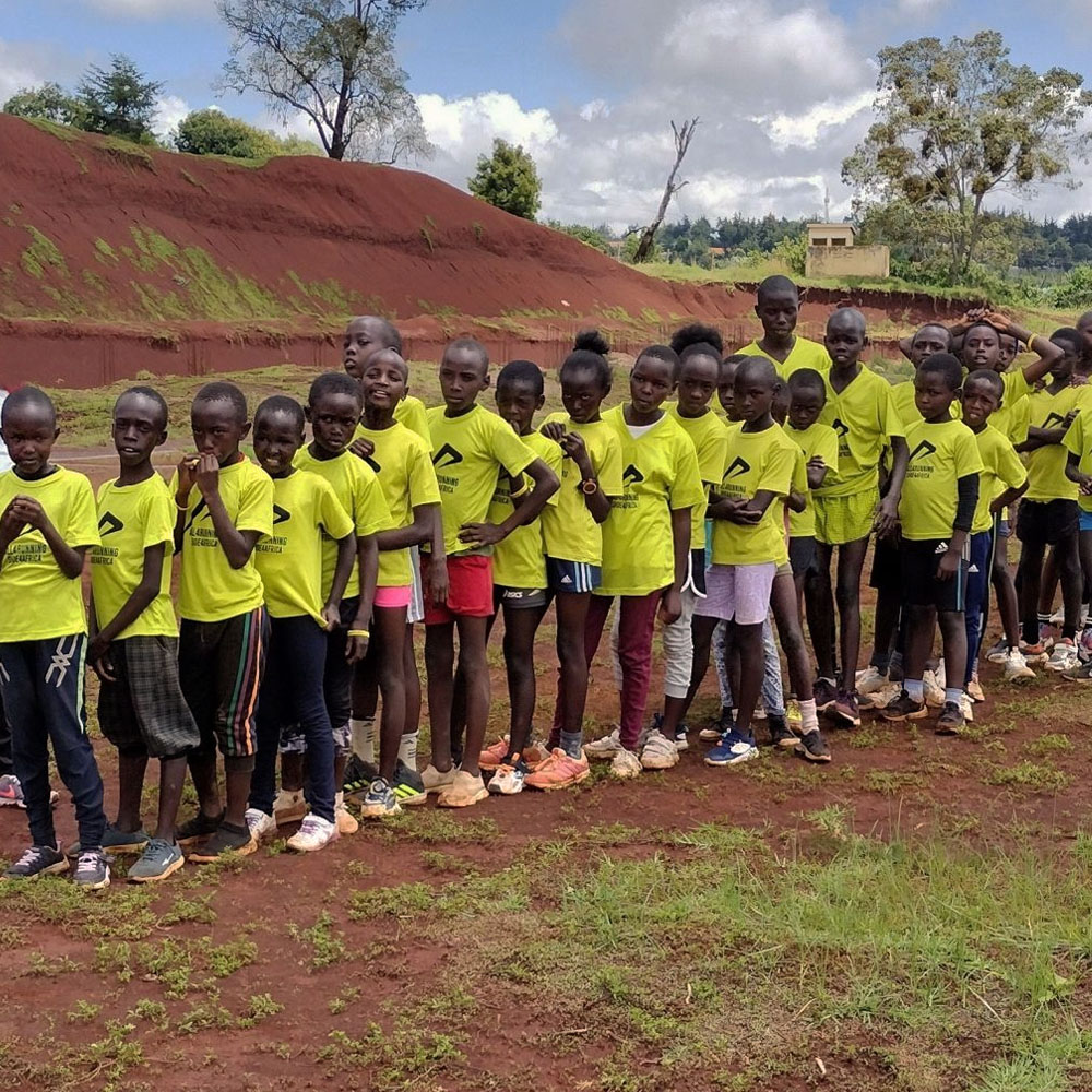 21RUN partnership Shoes4africa children