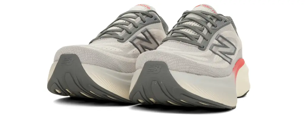 New Balance Fresh Foam More v6 seite