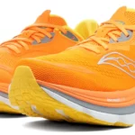 Saucony Hurricane 26